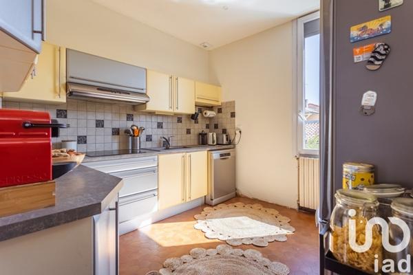 Maison 12 pièces de 240 m² à Montauban (82000)