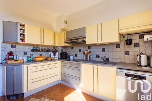 Maison 12 pièces de 240 m² à Montauban (82000)