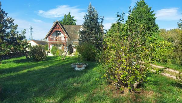 Mason 6 chambres avec grand terrain