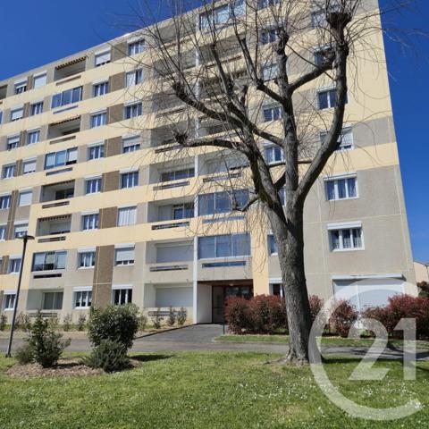 Appartement F3 à vendre  3 pièces - 60,10 m2 ROANNE - 42