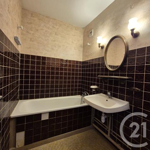 Appartement F3 à vendre  3 pièces - 60,10 m2 ROANNE - 42