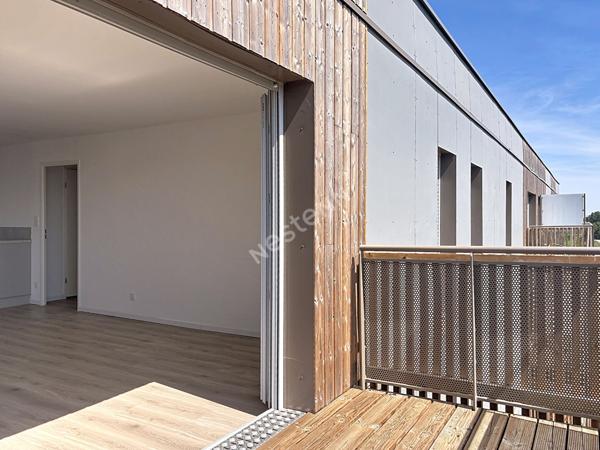 A vendre - ANGERS - Secteur Terra Botanica / CHU - Appartement T3 récent avec balcon, parking et cave