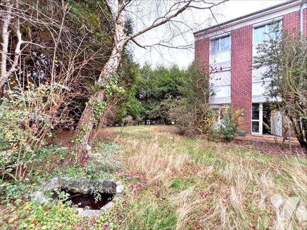 Hazebrouck ? Maison bel-étage 

À découvrir sans tarder ! Située à Hazebrouck, dans un enviro...