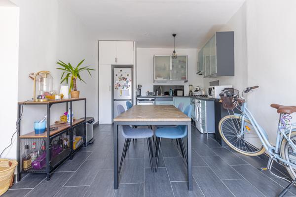 Montpellier (34000) APPARTEMENT - BORDURE ECUSSON