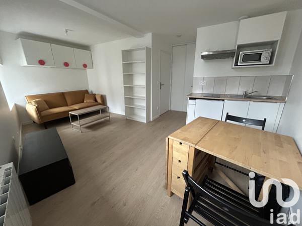 Location appartement 1 pièce 21 m² Tours