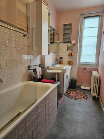 Maison à ALENCON, 61000 - 5 pièces 103m²