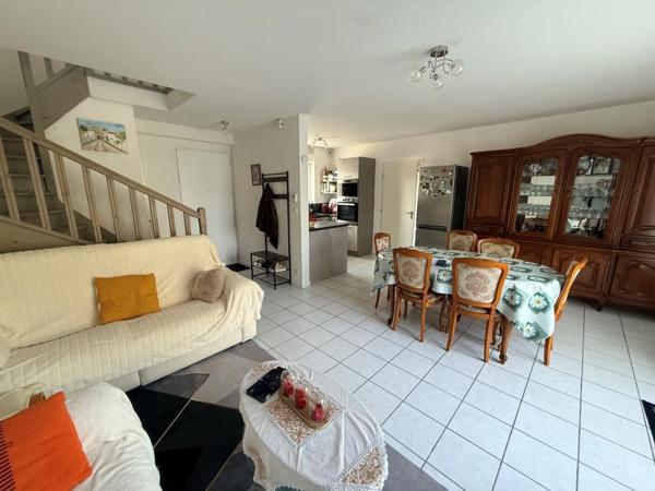 ST SAVIN MAISON 2 CHAMBRES Saint-Savin (33920)