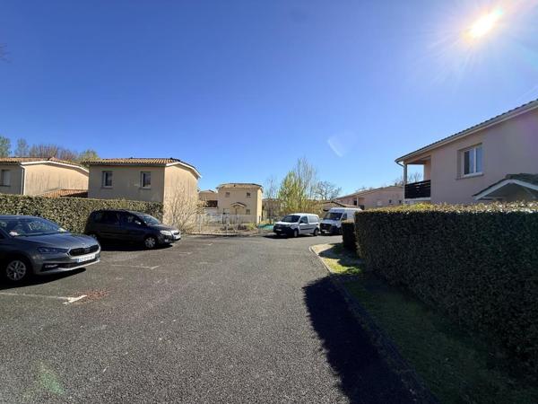 ST SAVIN MAISON 2 CHAMBRES Saint-Savin (33920)