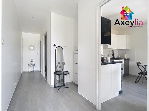 Mably (42300) A VENDRE - MABLY - MAISON AVEC TROIS CHAMBRES, APPARTEMENT INDÉPENDANT ET TERRAIN CONSTRUCTIBLE