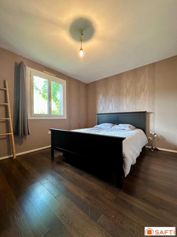 Grande maison avec 4 chambres
