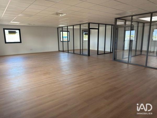 Local d’activité à vendre 155 m² Signes