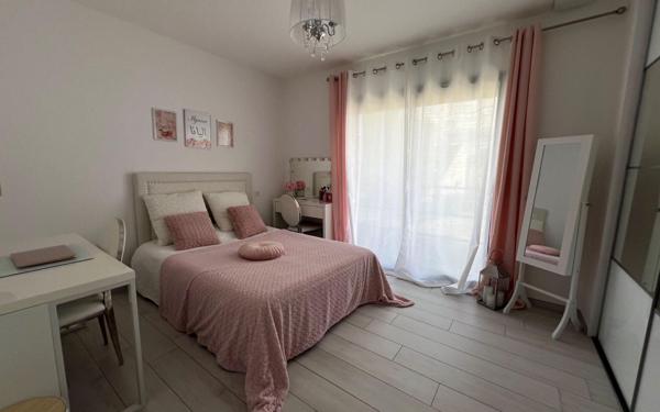 Maison à vendre    7 pièces • 195 m2 Saint-Denis-en-Val