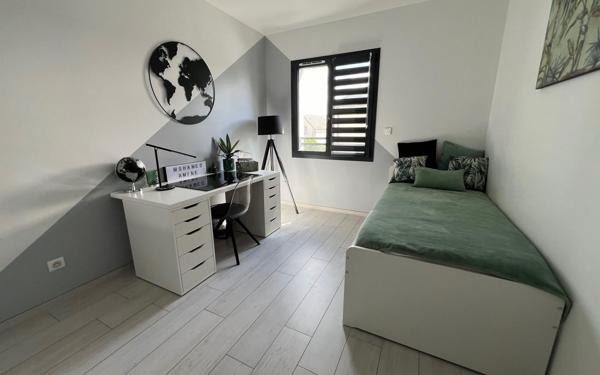 Maison à vendre    7 pièces • 195 m2 Saint-Denis-en-Val