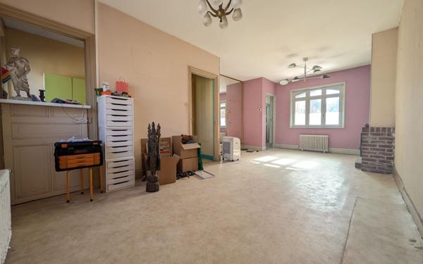 Maison à vendre    3 pièces • 145 m2 Saint-Quentin