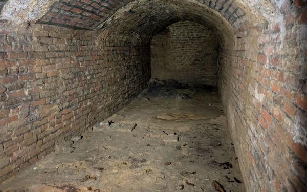 Maison à vendre    3 pièces • 145 m2 Saint-Quentin