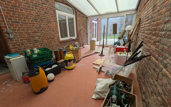 Maison à vendre    3 pièces • 145 m2 Saint-Quentin