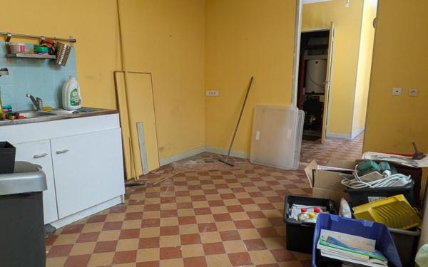 Maison à vendre    3 pièces • 145 m2 Saint-Quentin