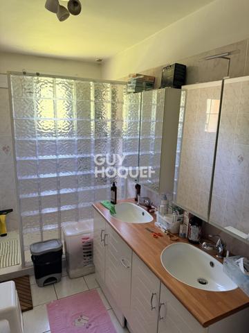 MAISON À VENDRE DE 6 PIÈCES DE 145,00 M²