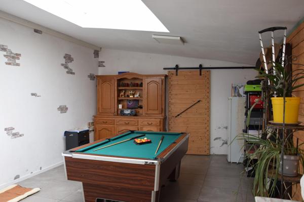 Maison de ville rénovée avec garage