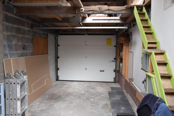 Maison de ville rénovée avec garage