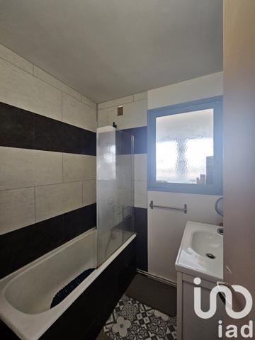 Appartement à vendre 4 pièces 70 m² Ruelle-sur-Touvre