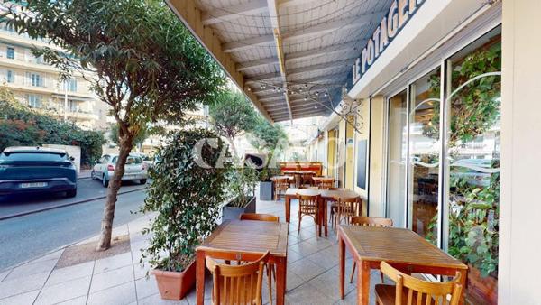 Vente Appartement 3 pièces de 162m² - 06160 Antibes