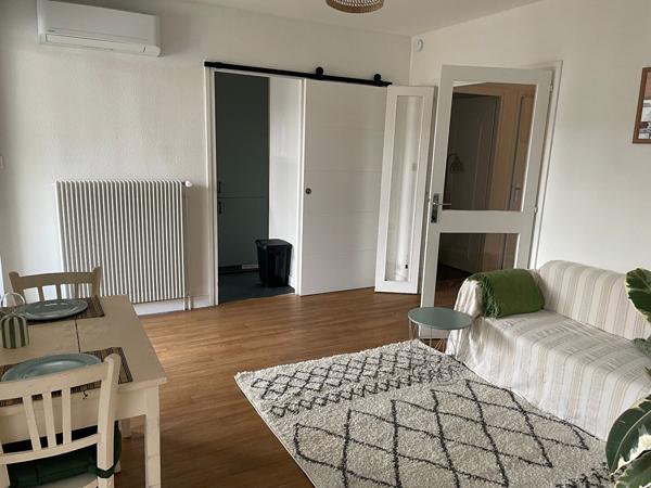 Appartement Bordeaux 2 pièce(s) 49.86 m2 , Bordeaux