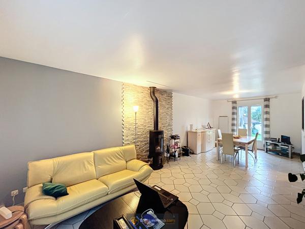 Crécy-la-Chapelle (77580) Maison Plain-Pied, 3 Chambres 110 m², Terrain 1015 m² DPE : D