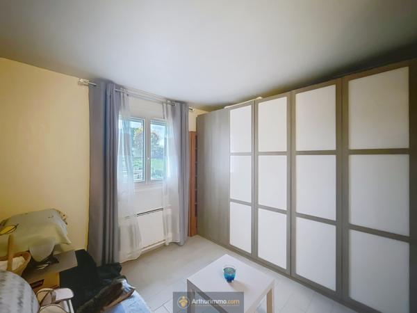 Crécy-la-Chapelle (77580) Maison Plain-Pied, 3 Chambres 110 m², Terrain 1015 m² DPE : D