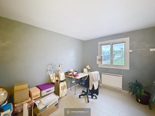 Crécy-la-Chapelle (77580) Maison Plain-Pied, 3 Chambres 110 m², Terrain 1015 m² DPE : D