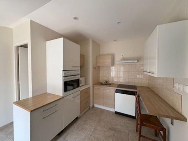 86380 SAINT MARTIN LA PALLU Maison Saint Martin La Pallu 8 pièce(s)