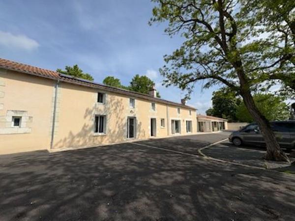 86380 SAINT MARTIN LA PALLU Maison Saint Martin La Pallu 8 pièce(s)