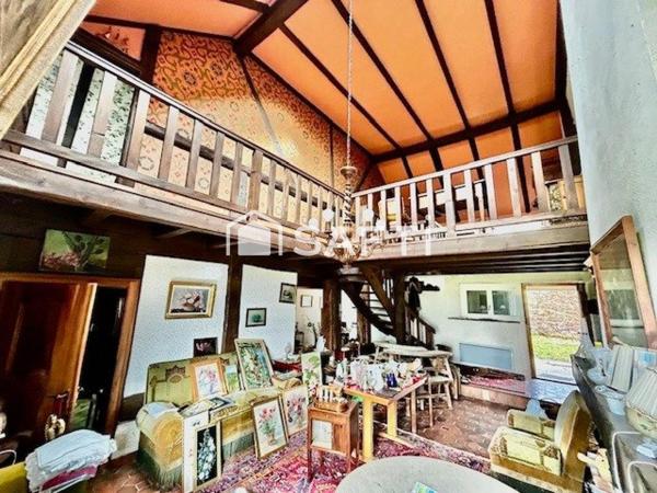 Maison 189 m², 8 pièces , 5 chambres, 1528m² de terrain