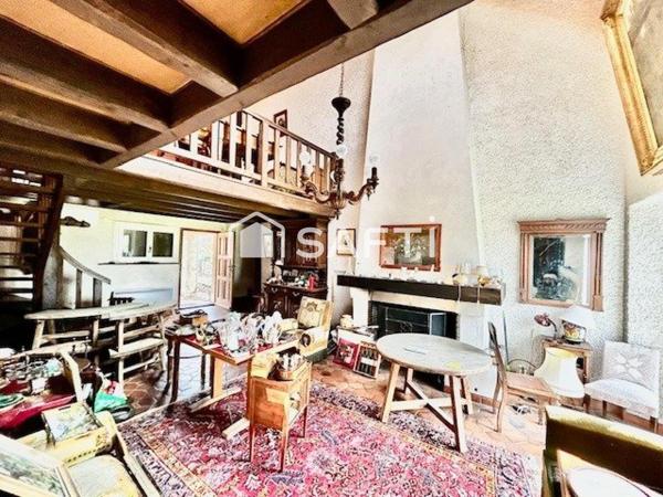 Maison 189 m², 8 pièces , 5 chambres, 1528m² de terrain
