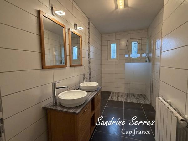 Maison plain-pied 114 m2 environ - 4 chambres - terrain 575 m2 - proche Limoux