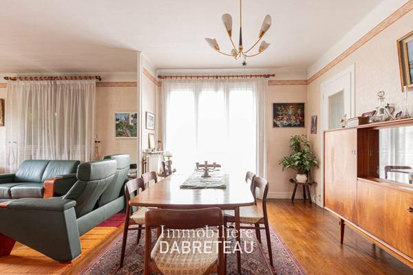Maison - 246 m² - 5 chambres