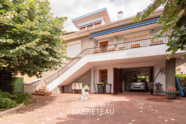 Maison - 246 m² - 5 chambres