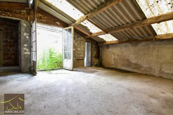CERIZAY Centre-ville, Ensemble immobilier à réhabiliter, Idéal investisseurs !