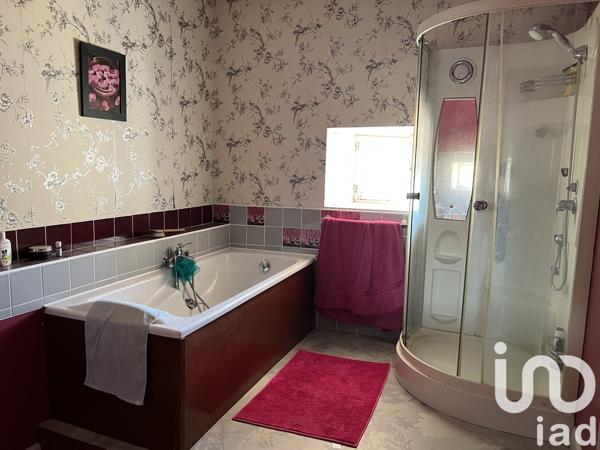 Maison à vendre 11 pièces 237 m² Courcôme