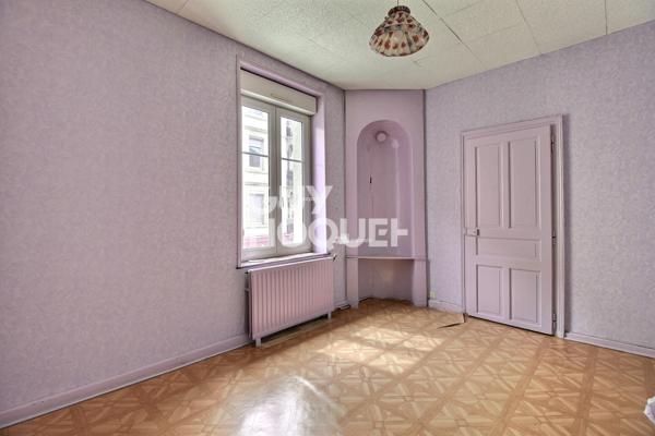 Appartement à rénover avec deux chambres à NANCY MONDESERT