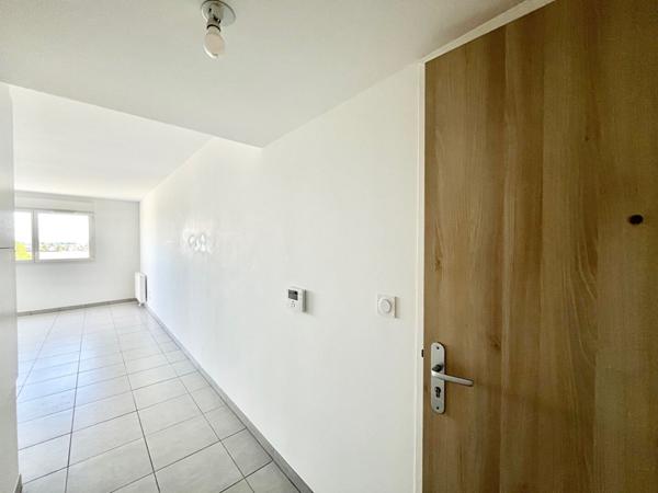 A VENDRE appartement vendu libre à Fleury Sur Orne 2 pièce(s) 42.19 m2 - terrasse - vue dégagée - terrasse- cave - parking