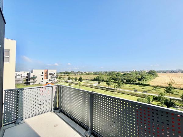 A VENDRE appartement vendu libre à Fleury Sur Orne 2 pièce(s) 42.19 m2 - terrasse - vue dégagée - terrasse- cave - parking