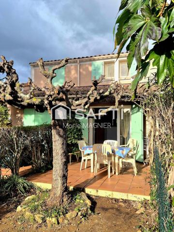 Rare sur le secteur, proche plage,  MAZET de 35m2 - 2 chambres, avec jardin privatif, terrasse et double parking privatif - CAVALAIRE SUR MER