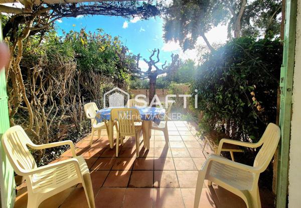 Rare sur le secteur, proche plage,  MAZET de 35m2 - 2 chambres, avec jardin privatif, terrasse et double parking privatif - CAVALAIRE SUR MER
