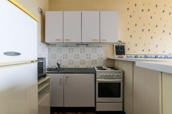 T1 dernier étage avec vue panoramique sur Nancy, cave et place de parking