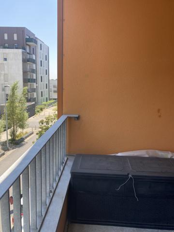 SAINT NAZAIRE OUEST QUARTIER VECQUERIE  T1 BIS  DANS RESIDEN