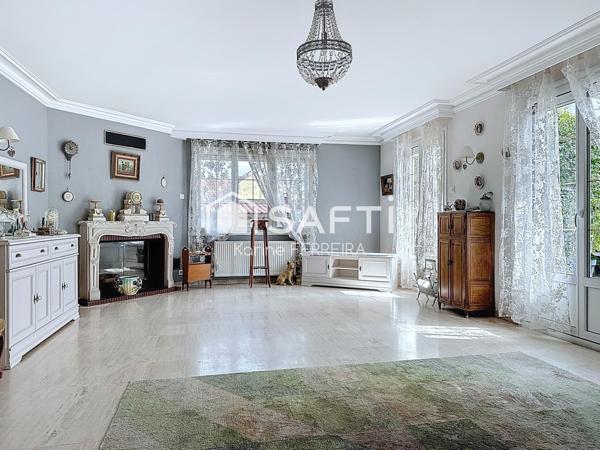 Villecresnes centre ville – Maison familiale 4 chambres, jardin, sous-sol total & dépendance