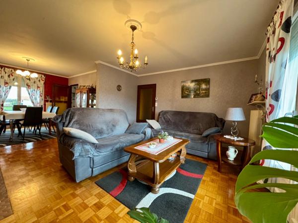 Charmant pavillon indépendant de 140 m² avec sous-sol et jardin arboré