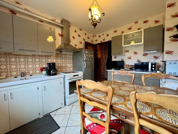 Charmant pavillon indépendant de 140 m² avec sous-sol et jardin arboré