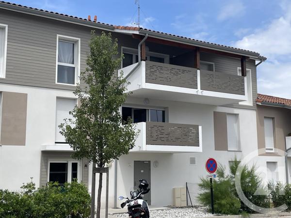 Appartement F10 à vendre  2 pièces - 41 m 2   DAX  - 40